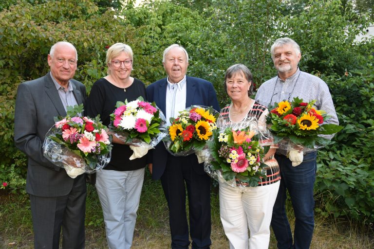 Herr Posinski, Frau Wieckert, Herr Wegeleben, Frau Beckmann, Herr Schenk