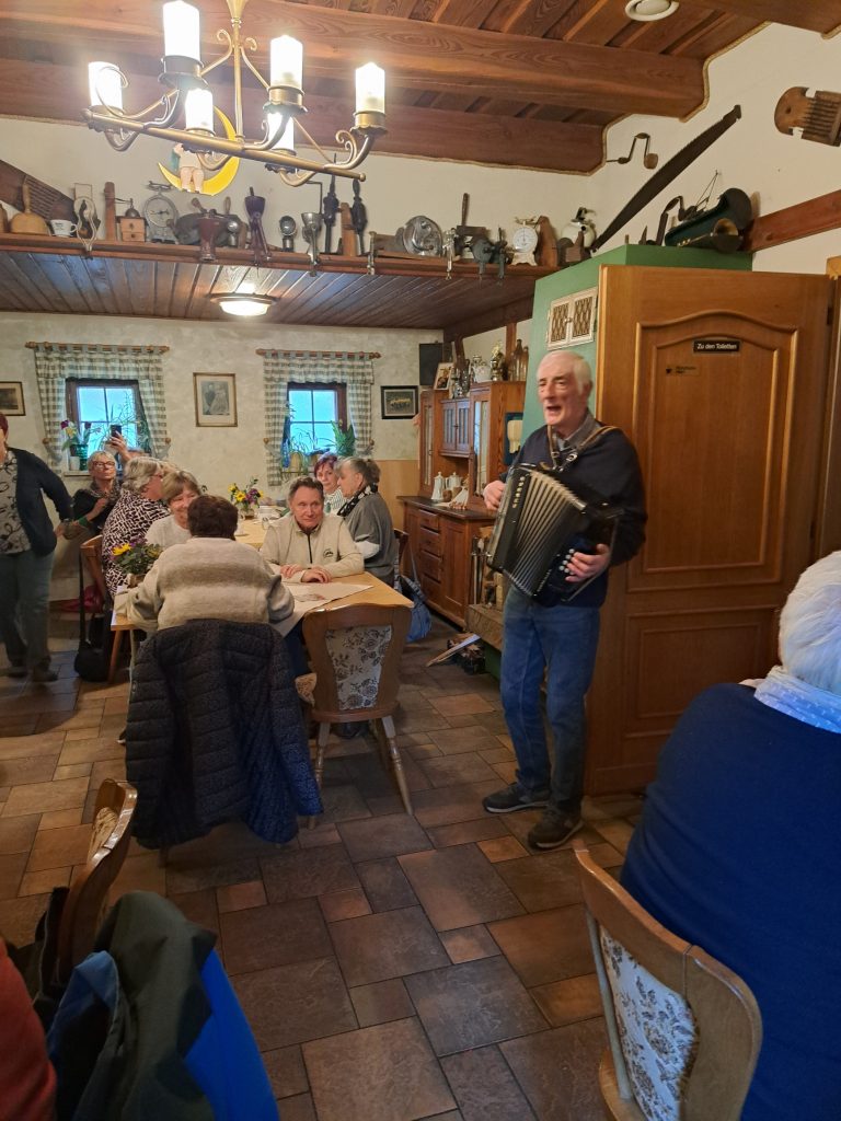 20251014_161933_resized